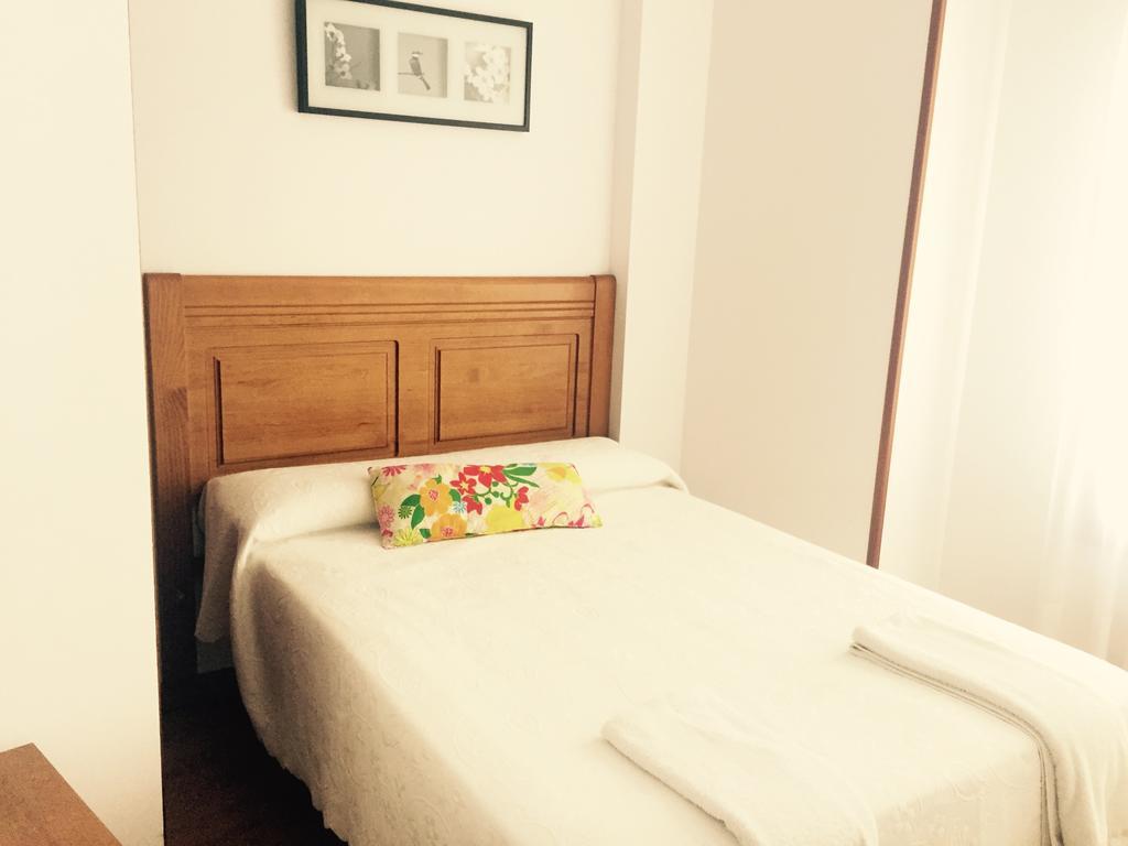 Apartamentos San Pelayo Onís Cameră foto