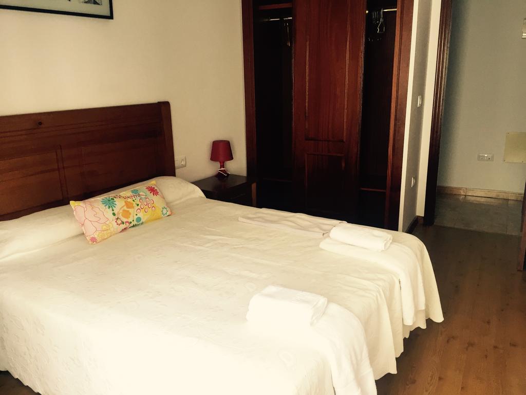 Apartamentos San Pelayo Onís Cameră foto